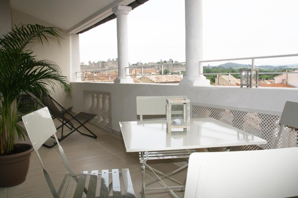 Appartement Le Saint Paul - Les Balcons De La Cite Carcassonne Ruang foto