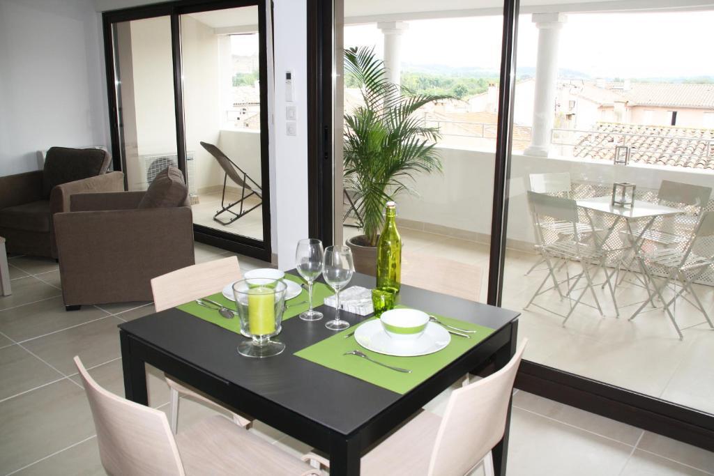 Appartement Le Saint Paul - Les Balcons De La Cite Carcassonne Ruang foto
