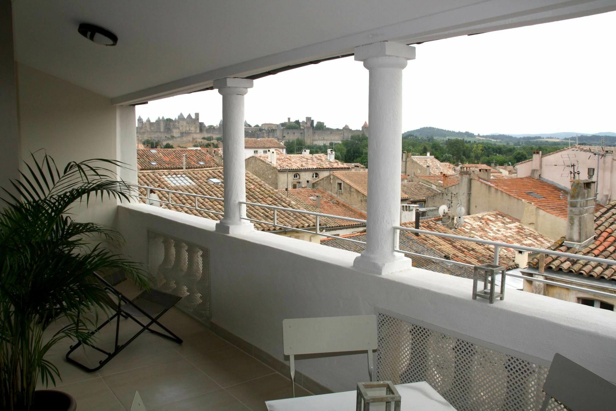 Appartement Le Saint Paul - Les Balcons De La Cite Carcassonne Bagian luar foto